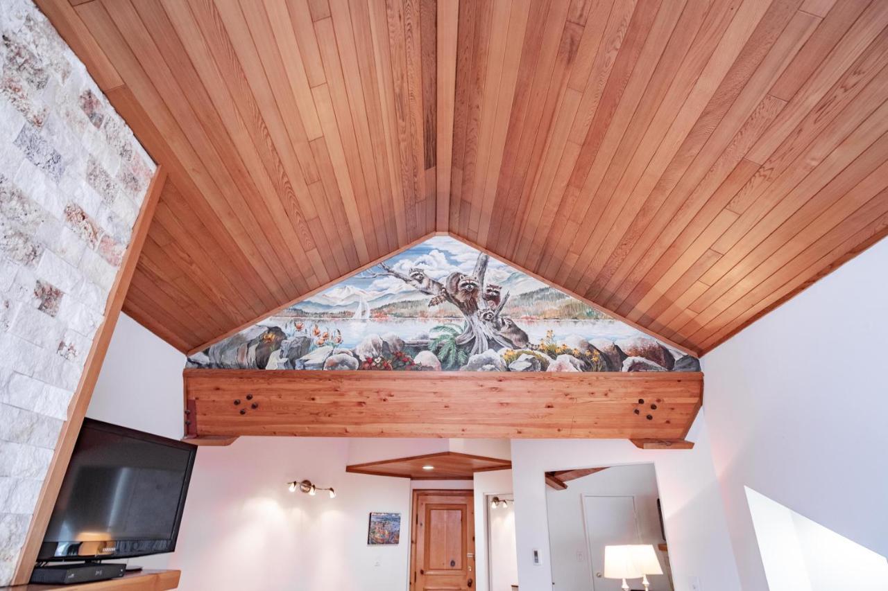 Villa Rainbow By Outpost Whistler Exterior foto